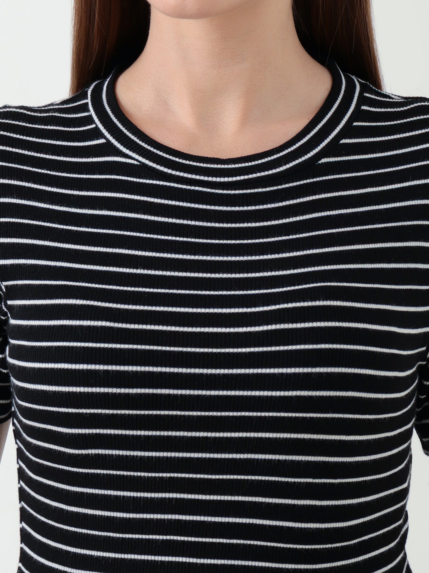 Women's Black & White Striped Ribbed Crop Top – Fitted Stretch Tee